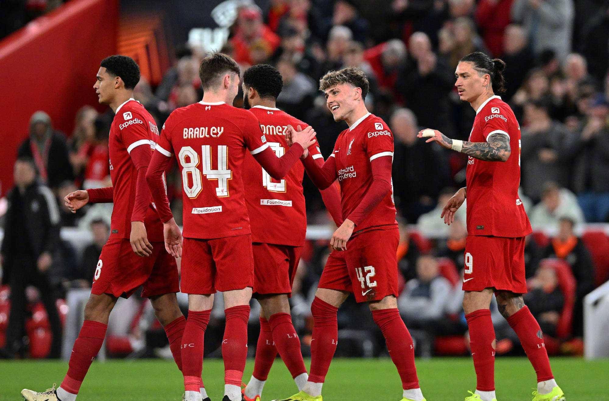 贝博体育 -山东男篮早期比赛视频全部