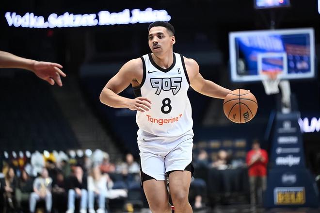 贝博在线入口 -包含CBA常规赛倒计时，多伦多猛龙加时末段战术微调，细节引发关注，管理层满意，数据趋势出现新变化的词条